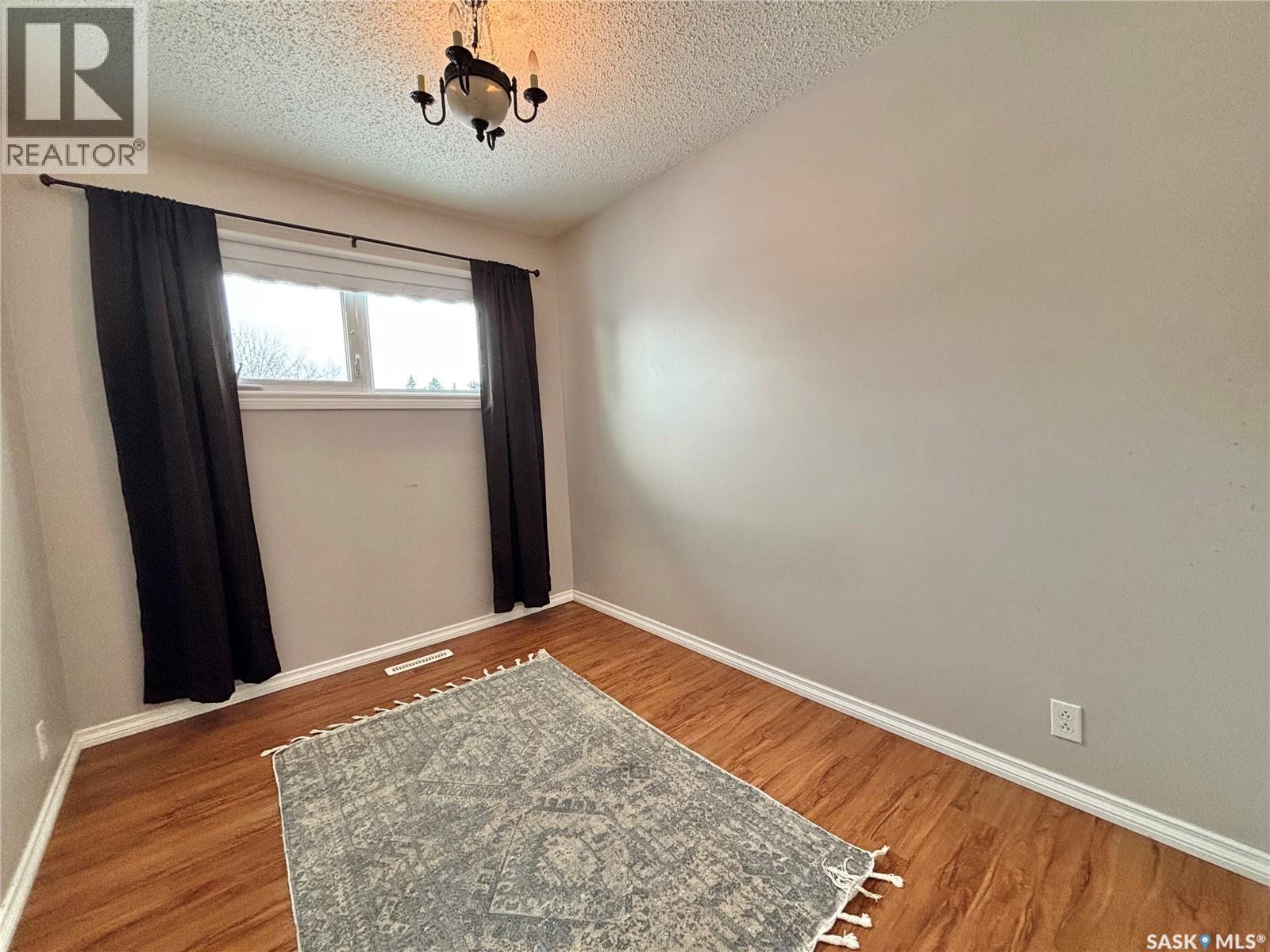 53 Bailey Drive, Yorkton, SK - Indoor Photo Showing Other Room