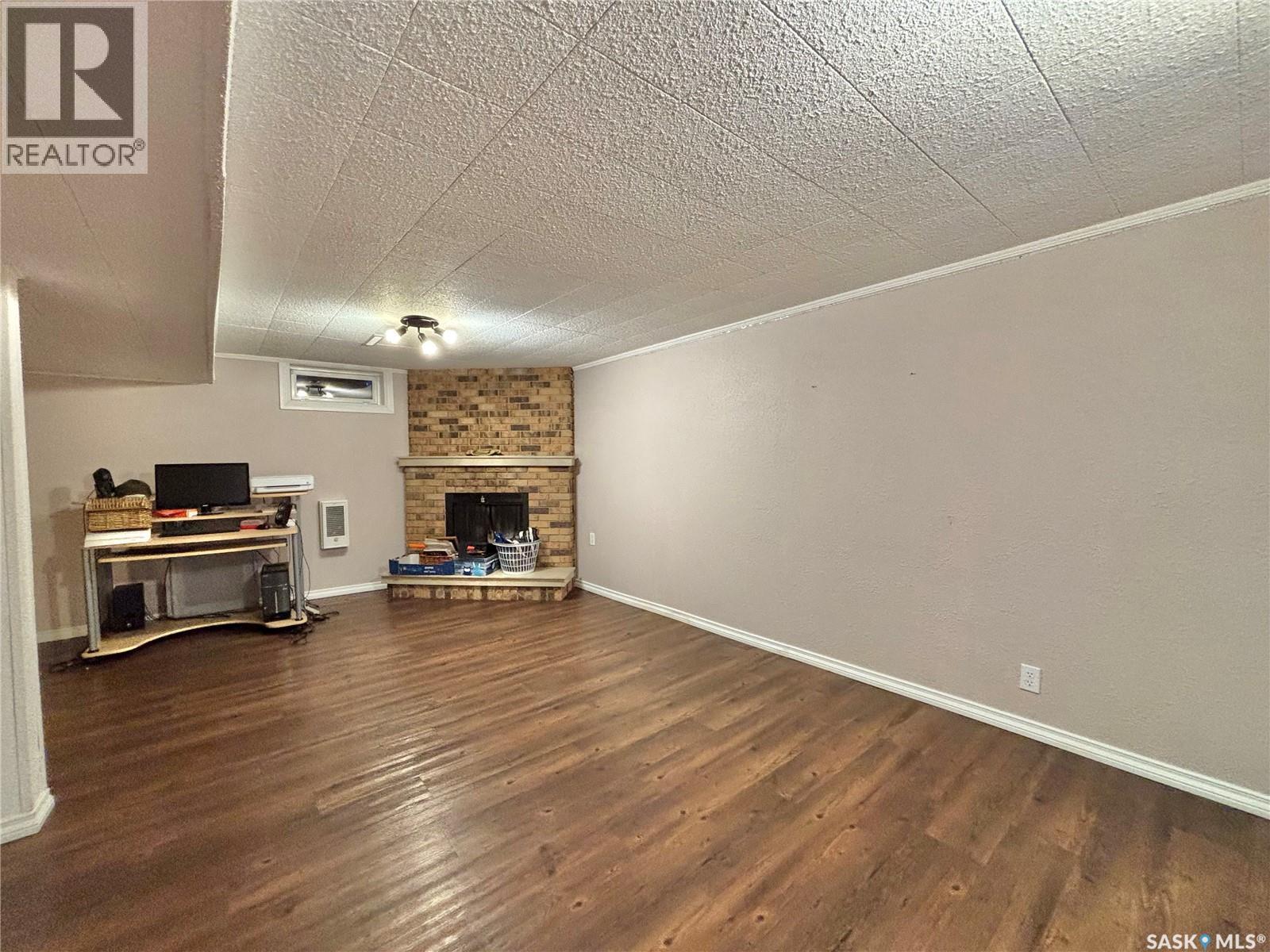53 Bailey Drive, Yorkton, SK - Indoor Photo Showing Other Room