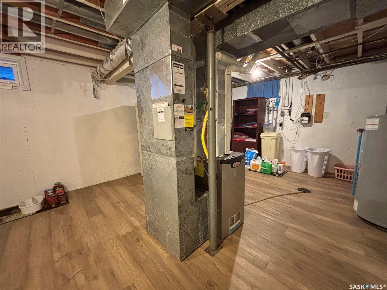 53 Bailey Drive, Yorkton, SK - Indoor Photo Showing Basement