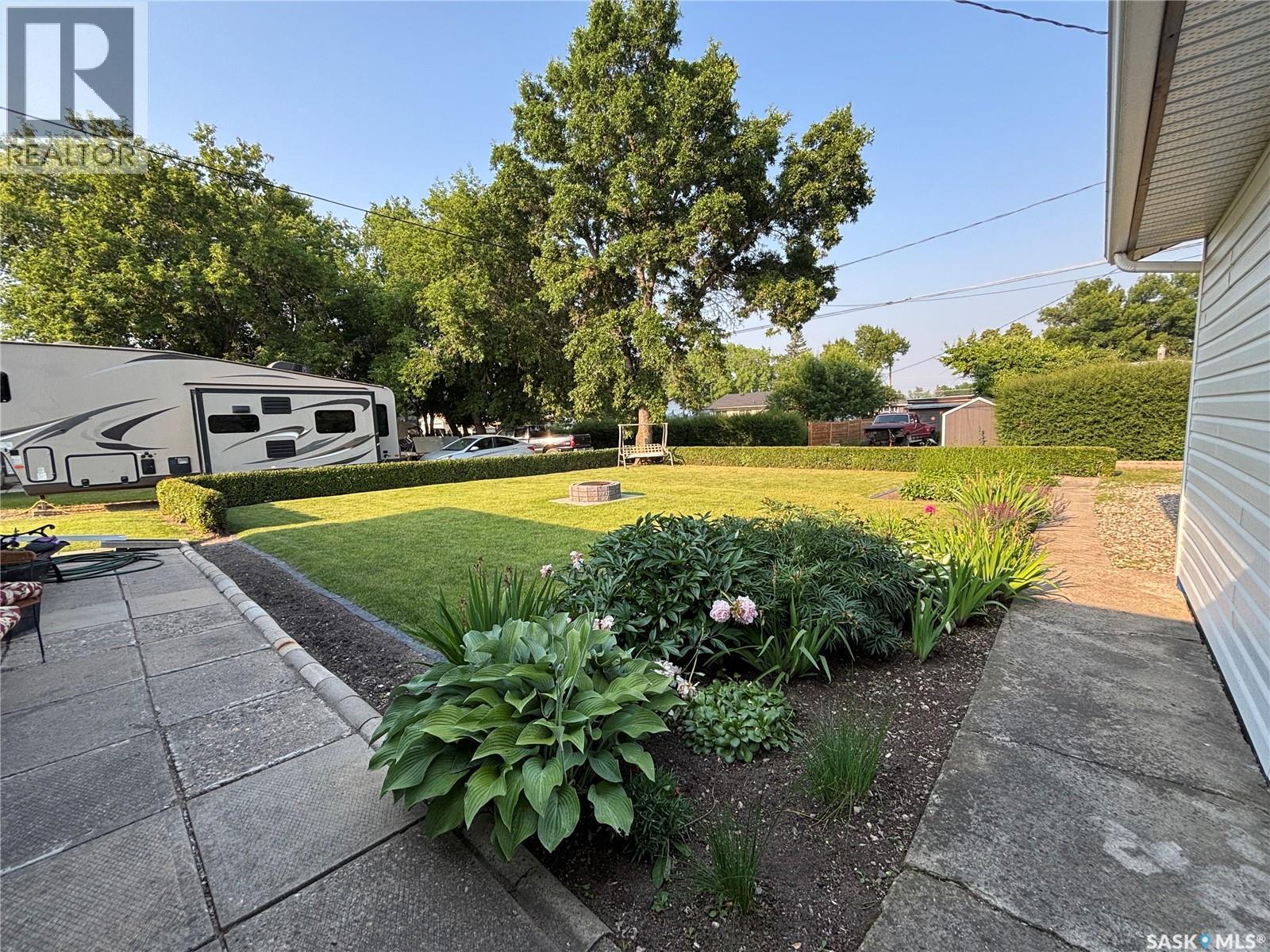 53 Bailey Drive, Yorkton, SK - Outdoor