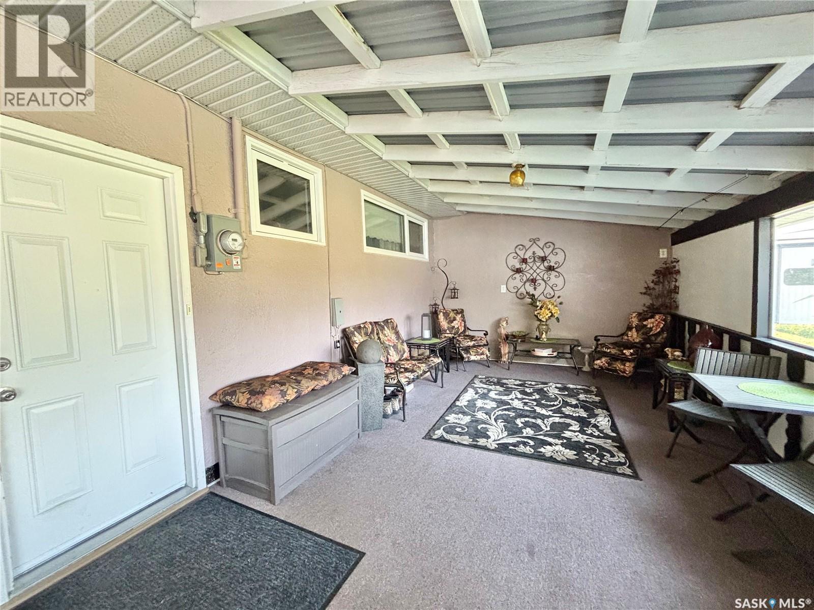 53 Bailey Drive, Yorkton, SK - Indoor Photo Showing Other Room