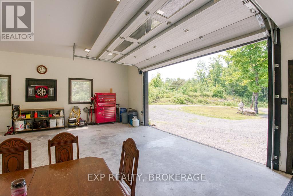 1249 Waters Edge Lane, Frontenac (Frontenac Centre), ON - Indoor Photo Showing Other Room