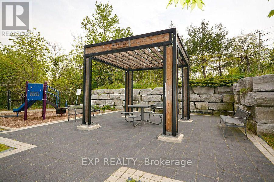 1007 - 100 John Street, Brampton, ON - Outdoor