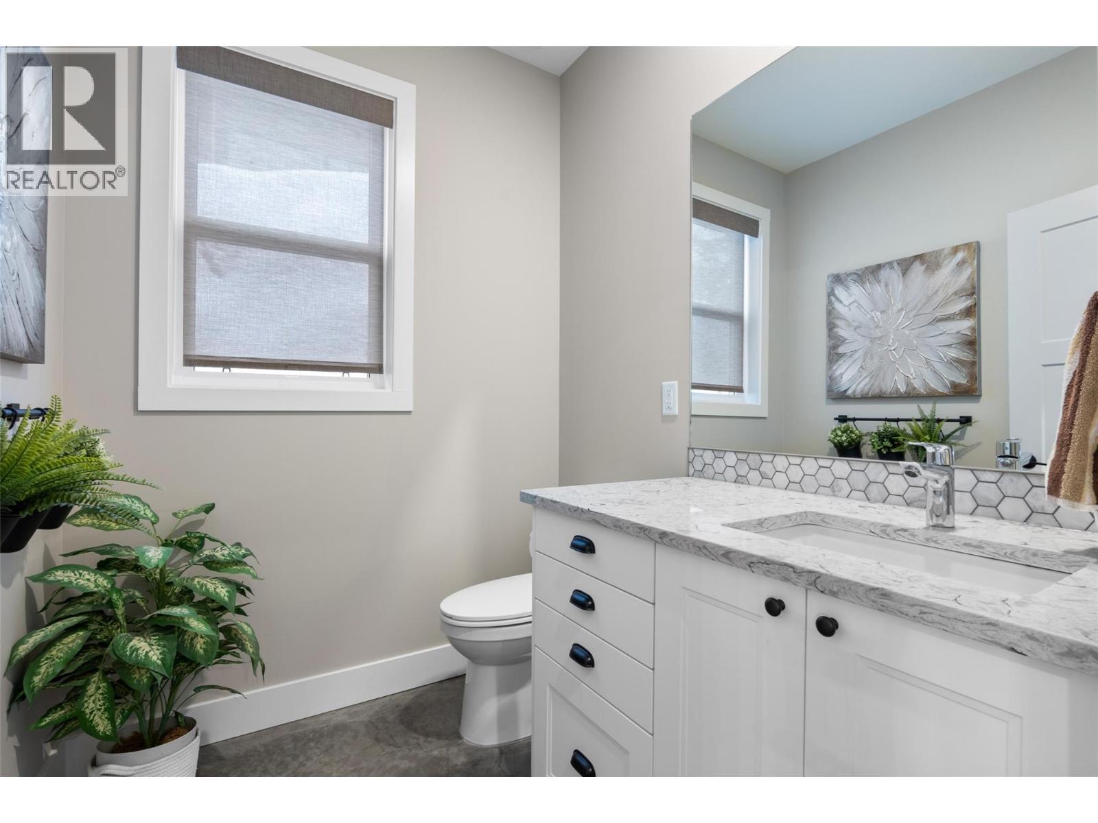 2533 Mountain View Drive, Sun Peaks, BC - Indoor Photo Showing Bathroom