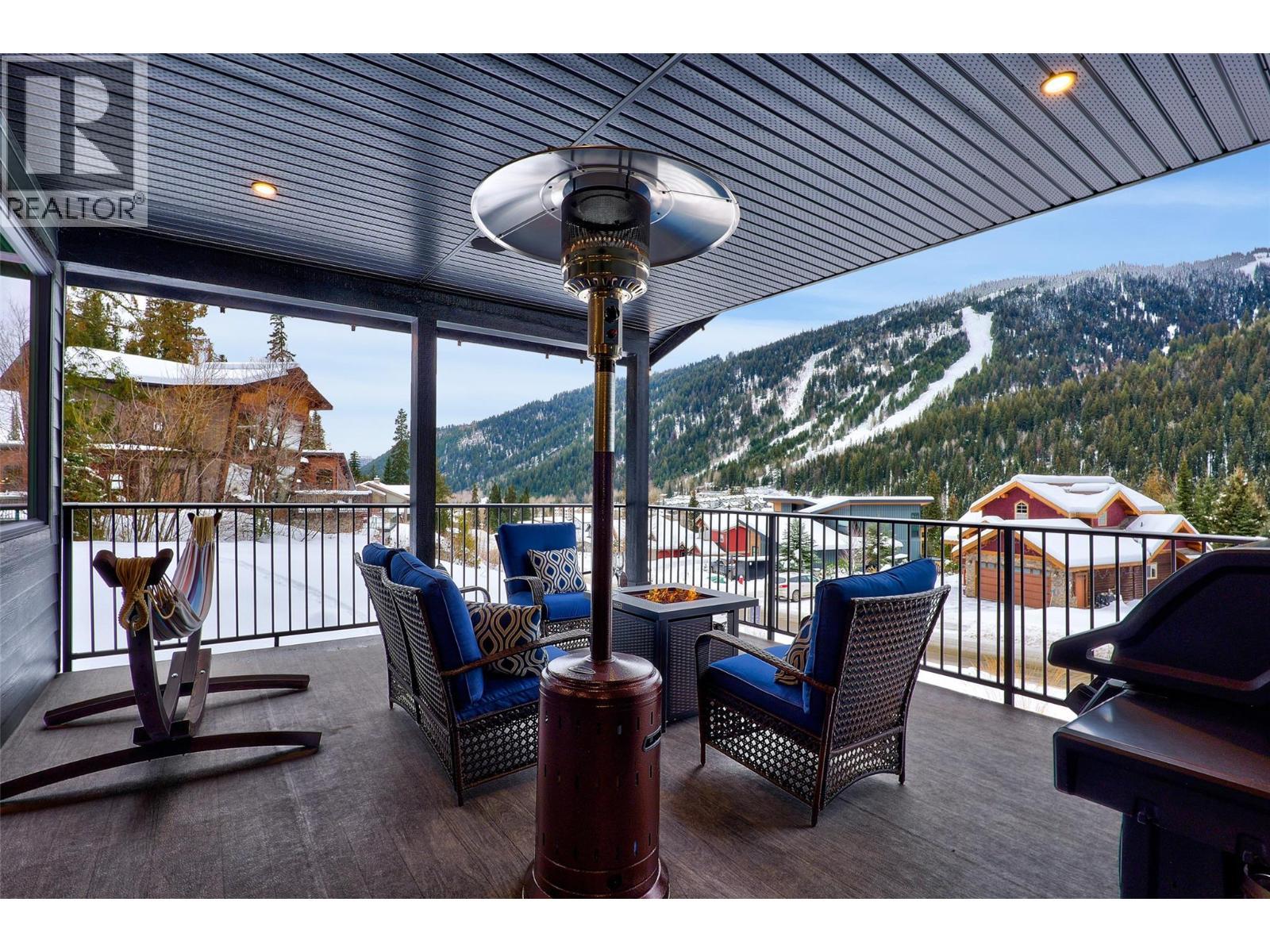 2533 Mountain View Drive, Sun Peaks, BC - Outdoor With Deck Patio Veranda With Exterior