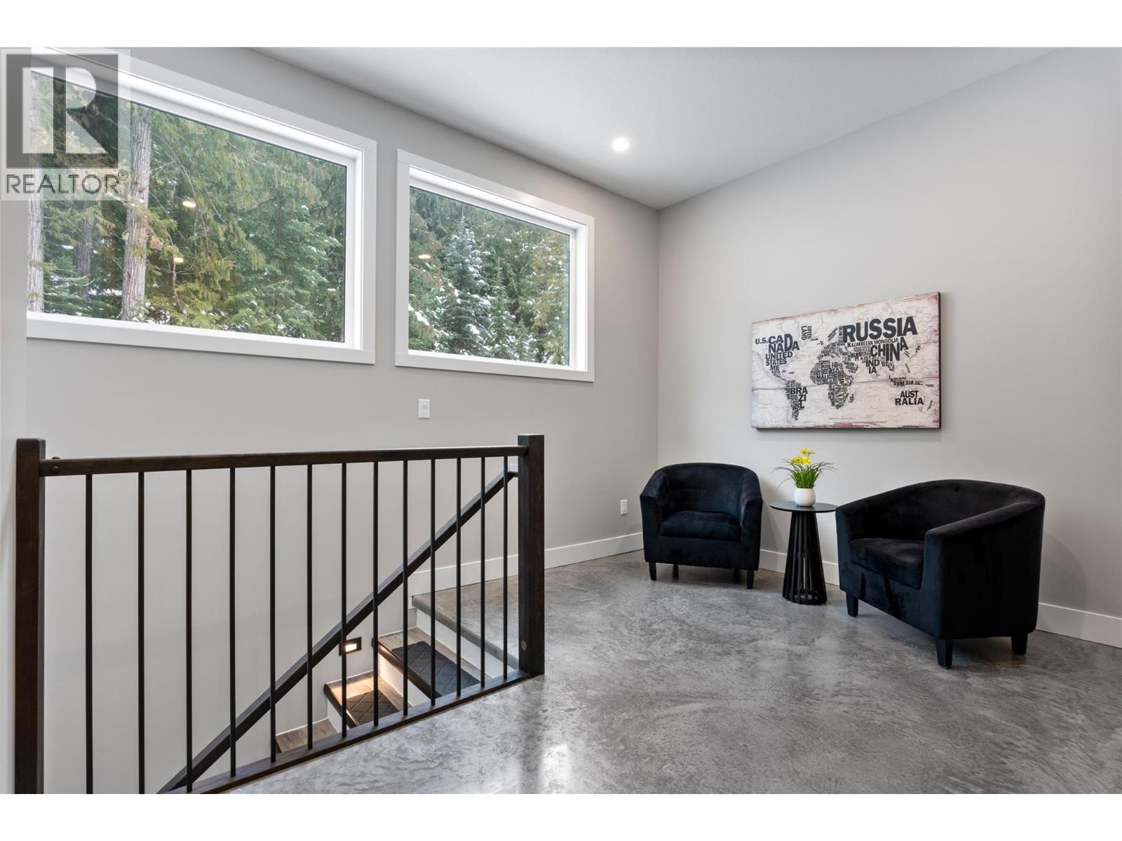 2533 Mountain View Drive, Sun Peaks, BC - Indoor Photo Showing Other Room