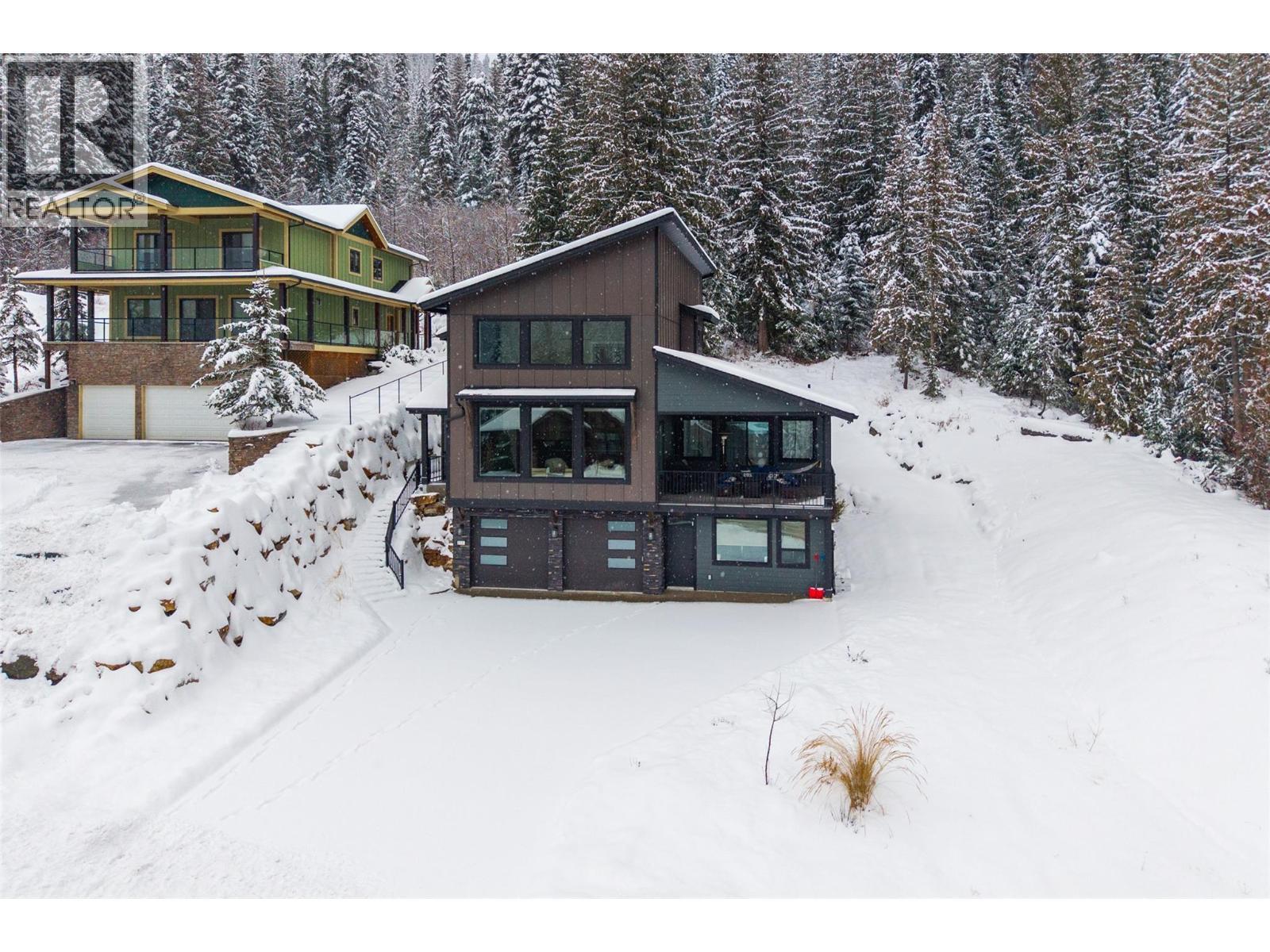 2533 Mountain View Drive, Sun Peaks, BC - Outdoor