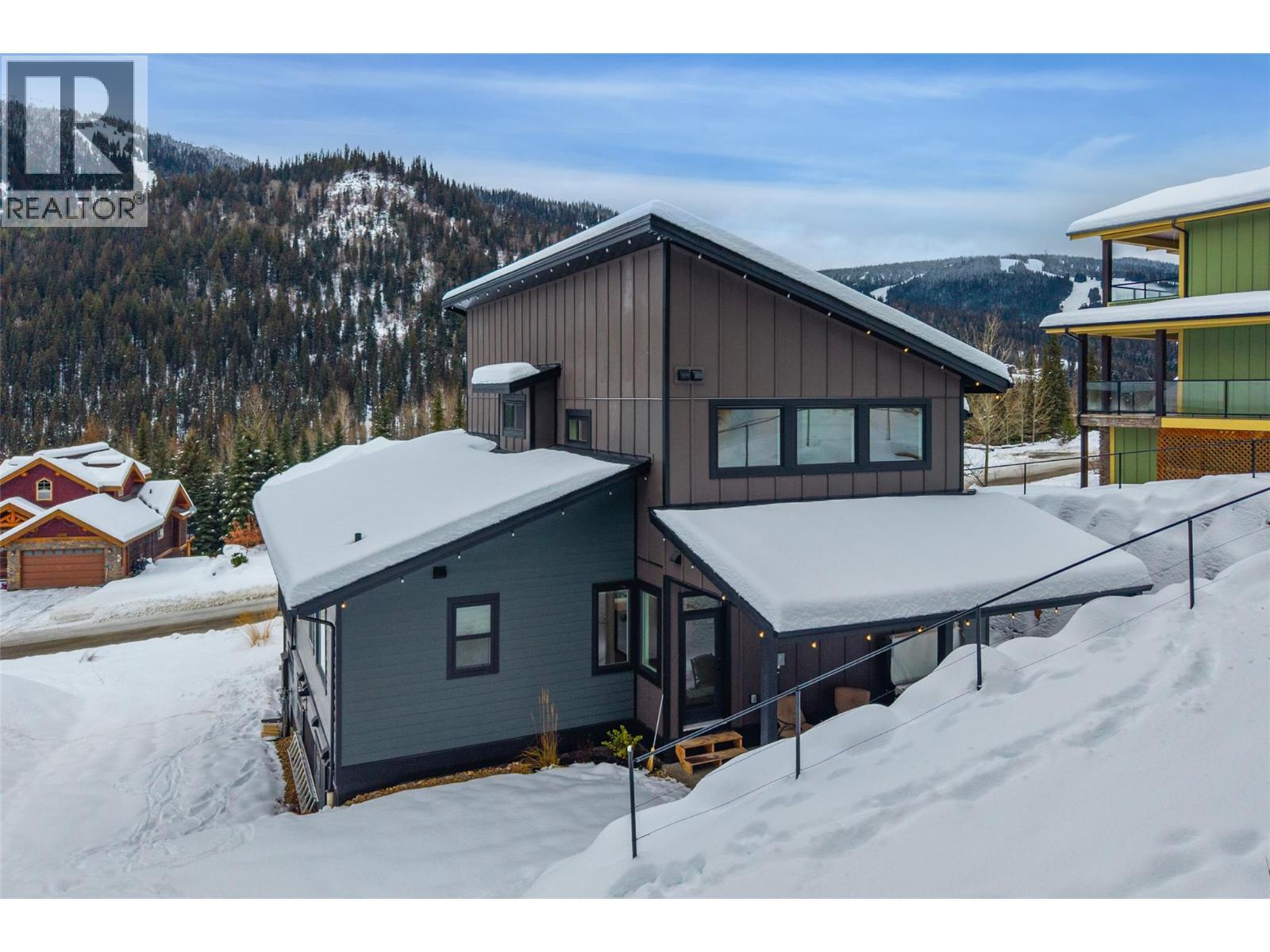 2533 Mountain View Drive, Sun Peaks, BC - Outdoor