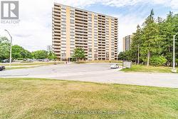 806 - 40 PANORAMA COURT Toronto, ON M9V 4M1