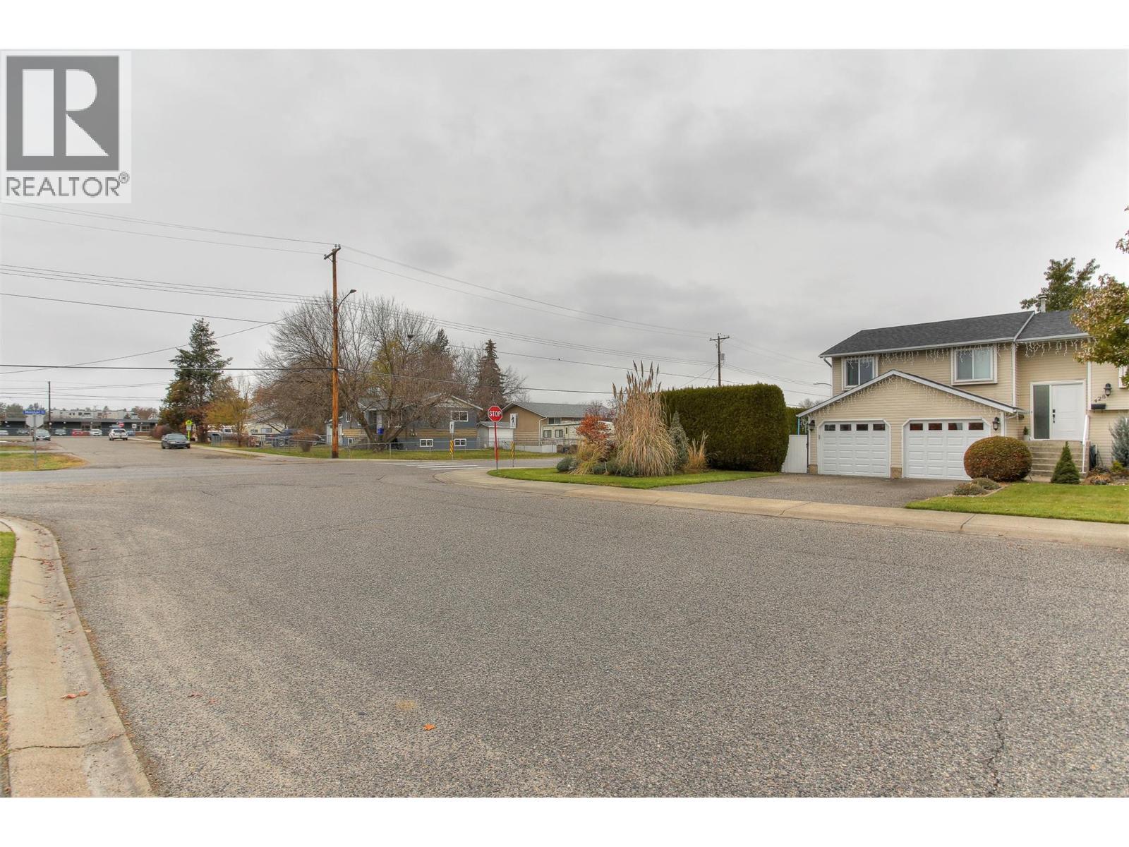 428 Milton Road, Kelowna, BC - Outdoor