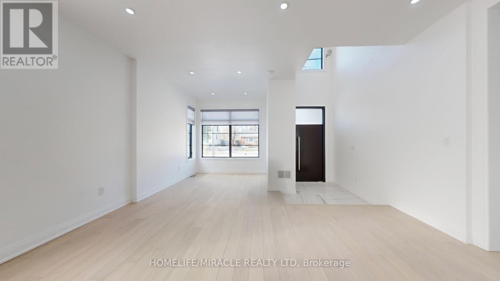 150 Stewart Street, Oakville, ON - Indoor Photo Showing Other Room