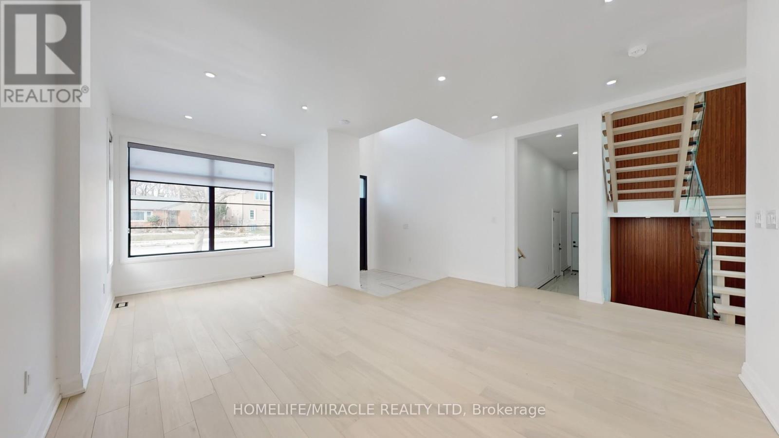 150 Stewart Street, Oakville, ON - Indoor Photo Showing Other Room