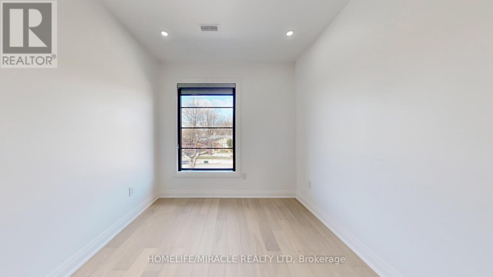 150 Stewart Street, Oakville, ON - Indoor Photo Showing Other Room