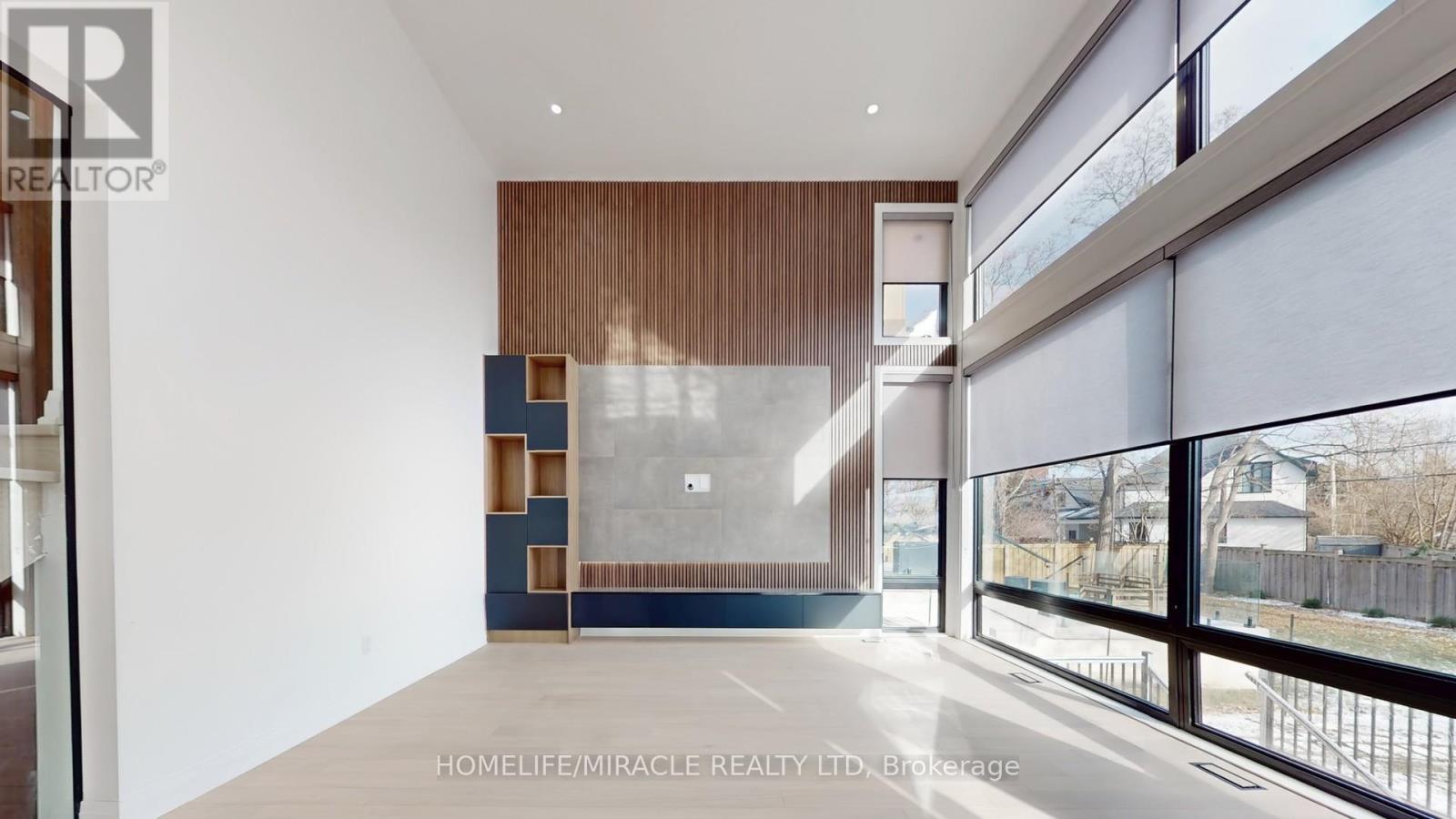 150 Stewart Street, Oakville, ON - Indoor Photo Showing Other Room