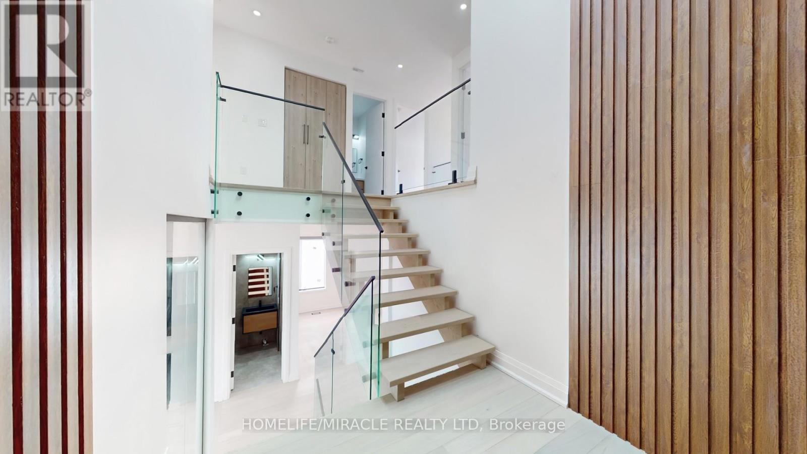 150 Stewart Street, Oakville, ON - Indoor Photo Showing Other Room