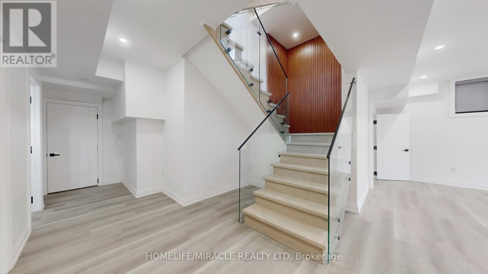 150 Stewart Street, Oakville, ON - Indoor Photo Showing Other Room