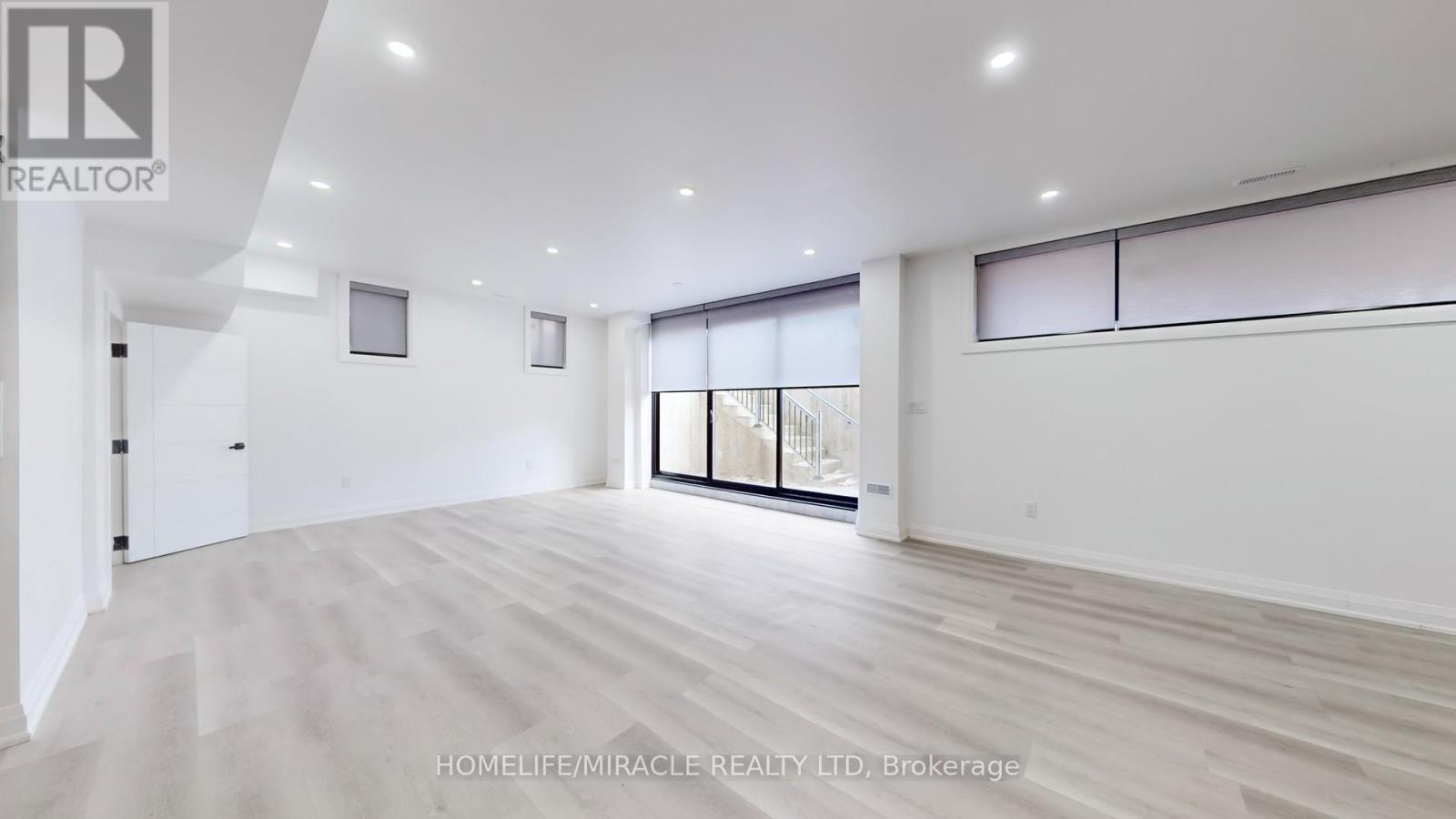 150 Stewart Street, Oakville, ON - Indoor Photo Showing Other Room