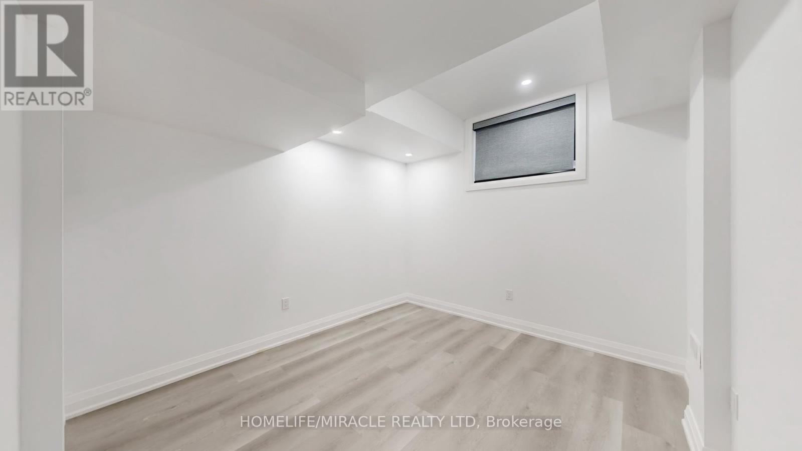 150 Stewart Street, Oakville, ON - Indoor Photo Showing Other Room