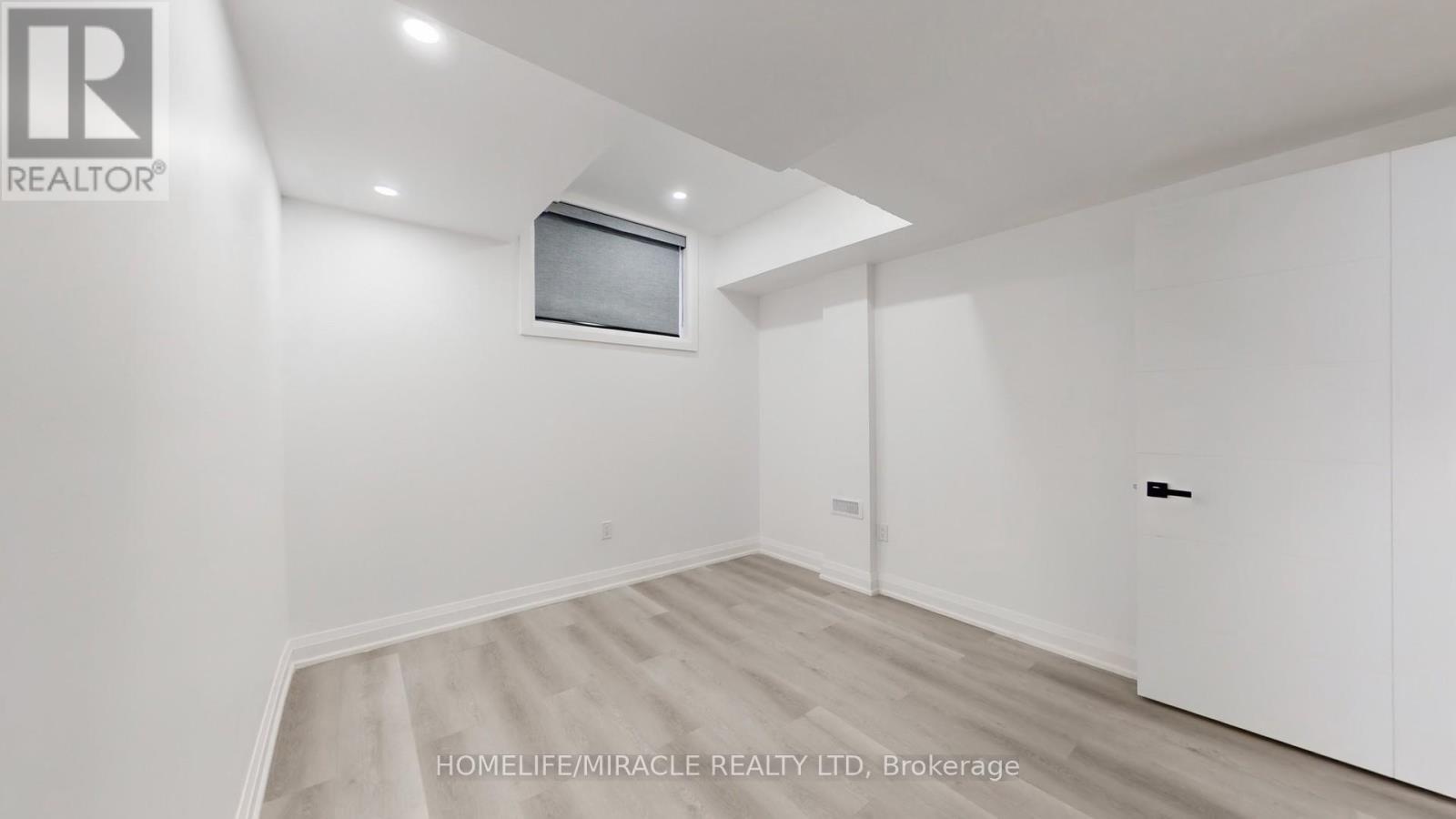 150 Stewart Street, Oakville, ON - Indoor Photo Showing Other Room