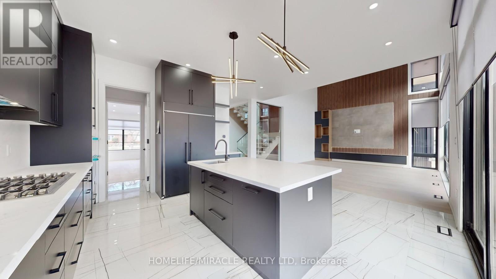 150 Stewart Street, Oakville, ON - Indoor Photo Showing Other Room