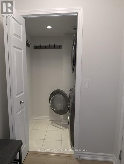 613 - 27 Rean Drive, Toronto, ON - Indoor