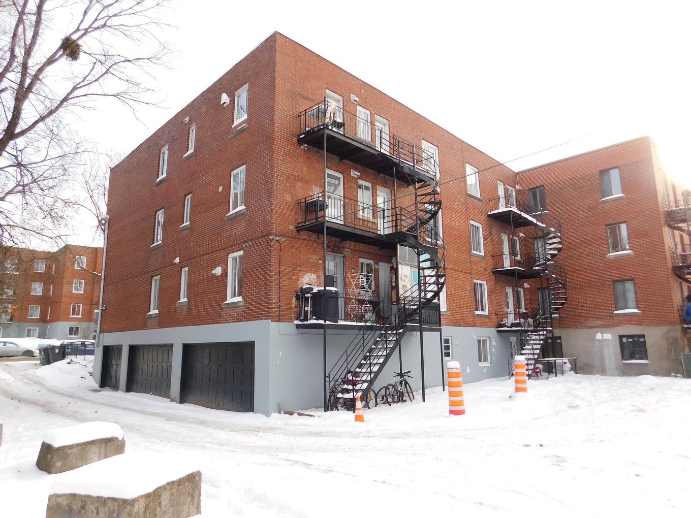 Back facade - 3015 Av. Barclay, Montréal (Côte-Des-Neiges/Notre-Dame-De-Grâce), QC - Outdoor