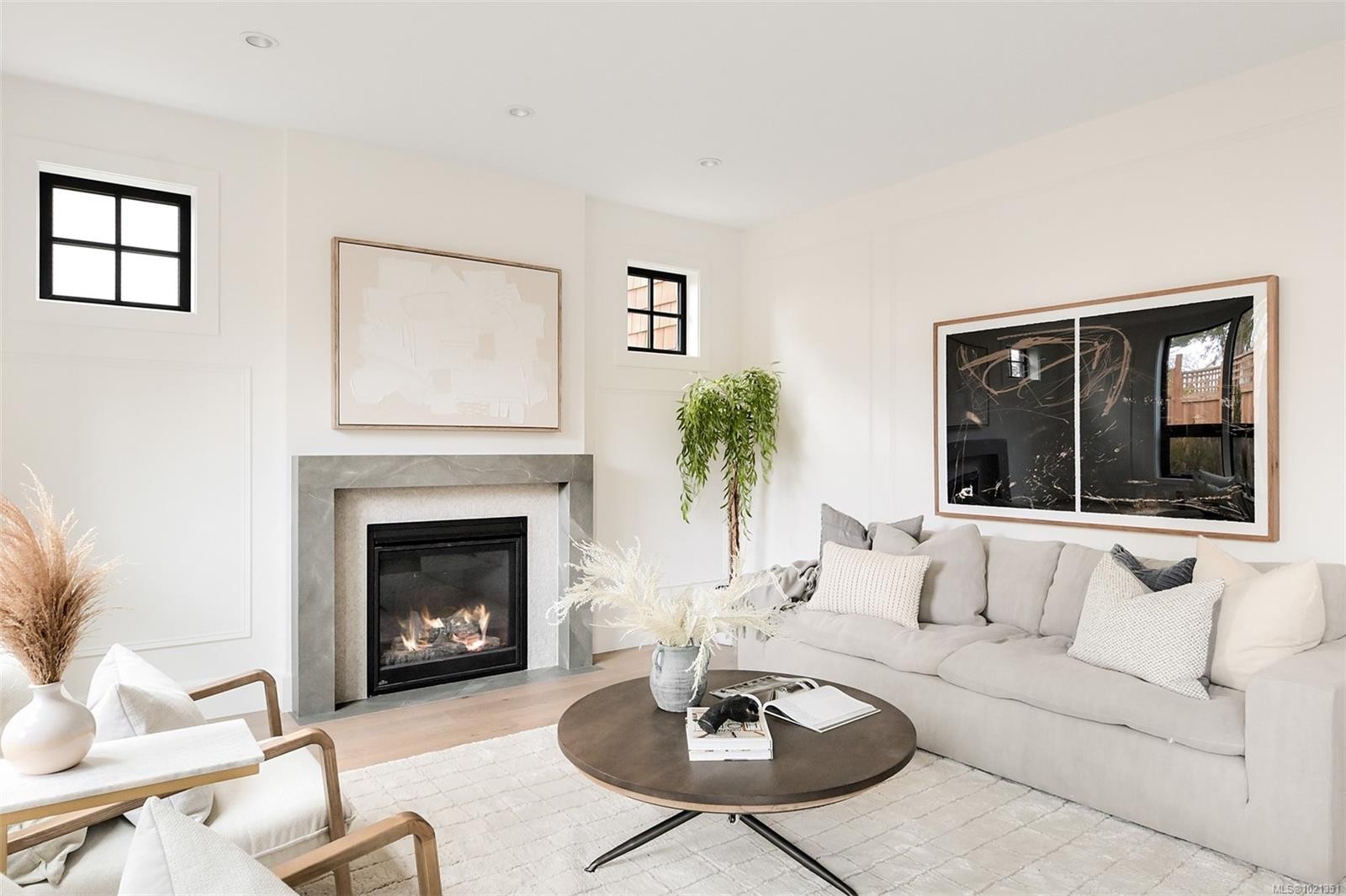 1039 Falkland Rd, Oak Bay, BC