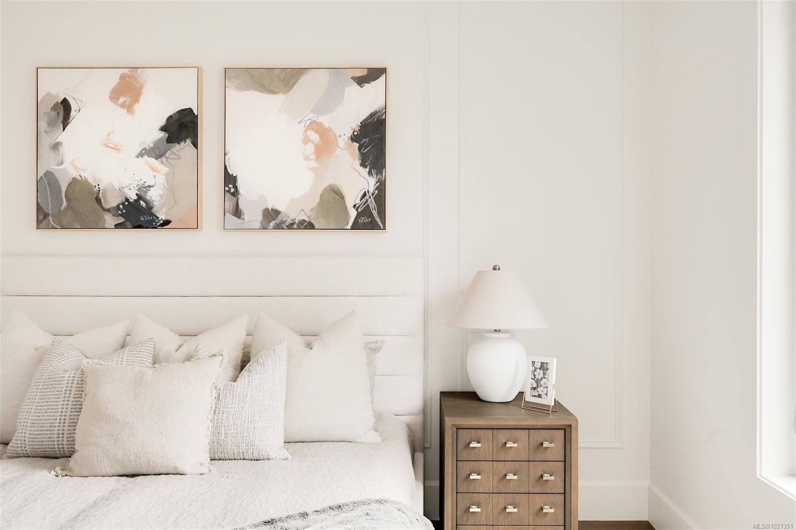 1039 Falkland Rd, Oak Bay, BC