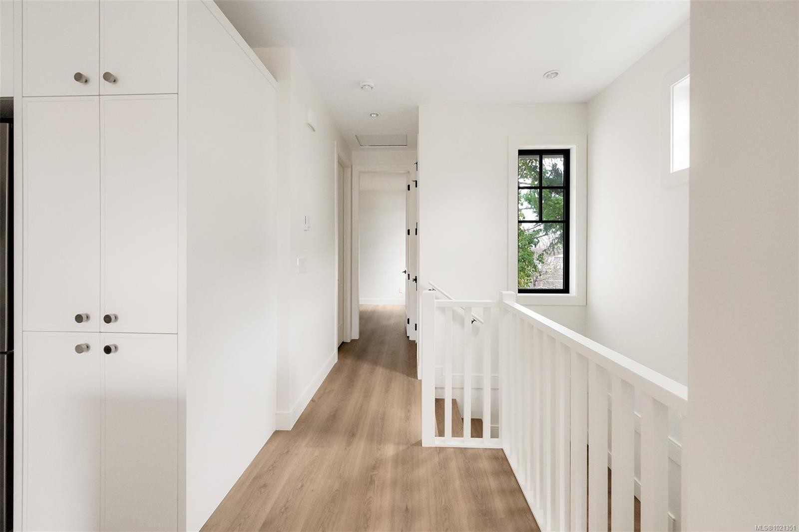 1039 Falkland Rd, Oak Bay, BC