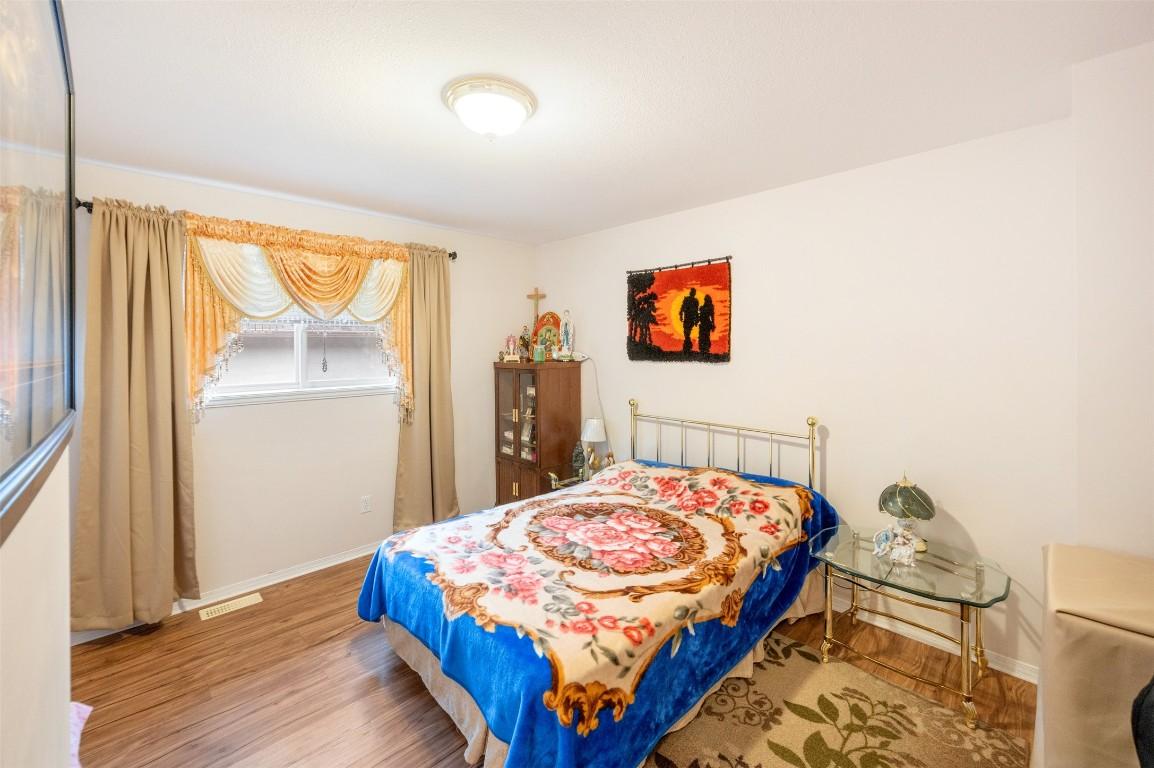 3-12612 Giants Head Road, Summerland, BC - Indoor Photo Showing Bedroom