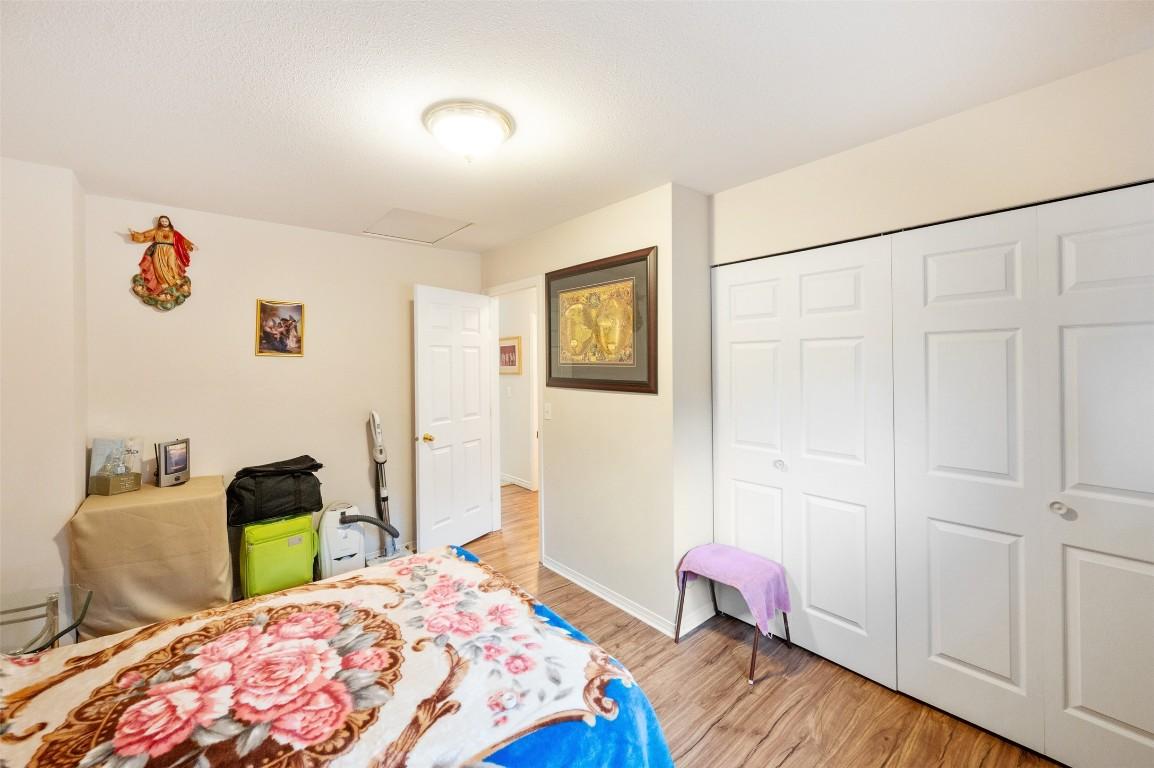 3-12612 Giants Head Road, Summerland, BC - Indoor Photo Showing Bedroom