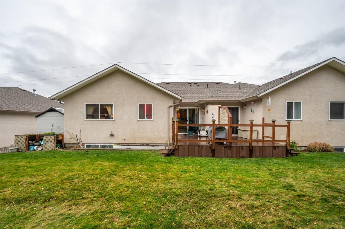 3-12612 Giants Head Road, Summerland, BC - Outdoor With Exterior