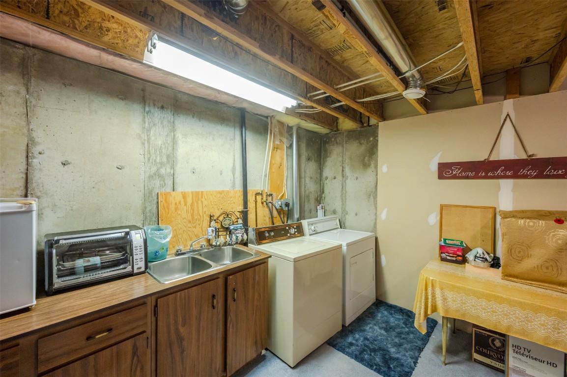 3-12612 Giants Head Road, Summerland, BC - Indoor