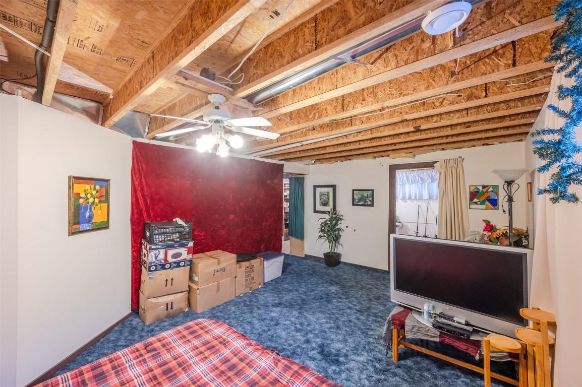 3-12612 Giants Head Road, Summerland, BC - Indoor