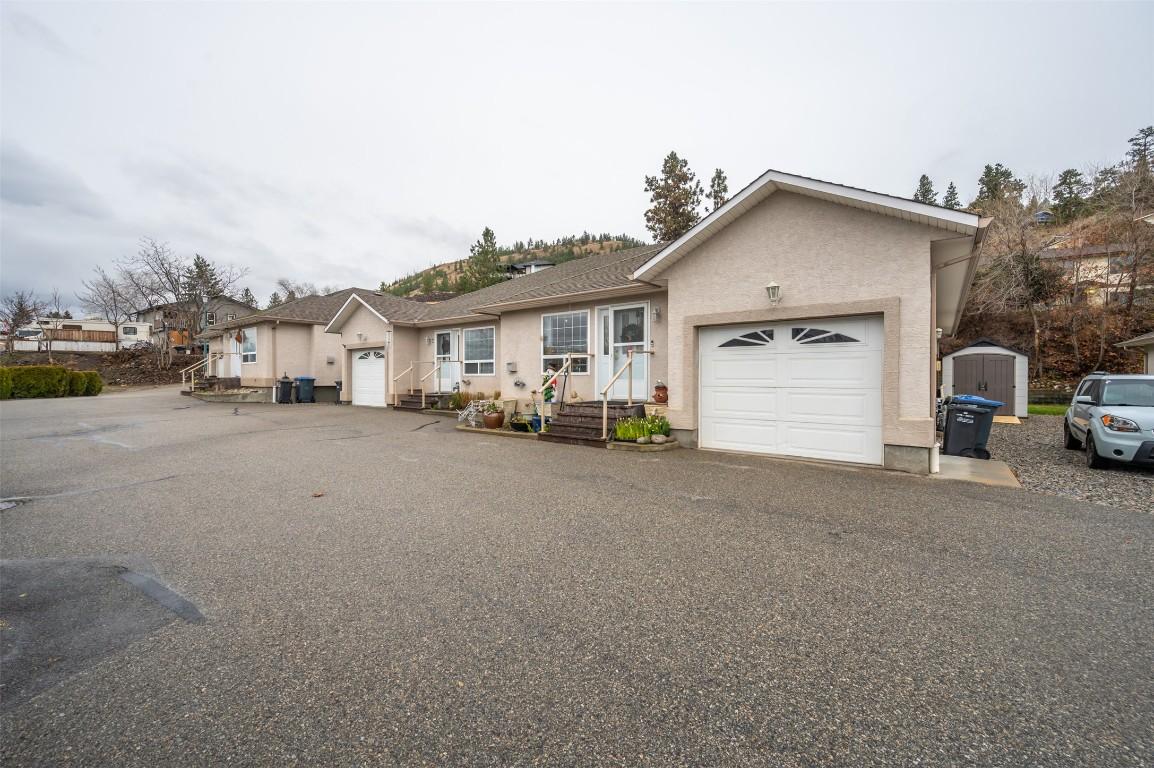 3-12612 Giants Head Road, Summerland, BC - Outdoor