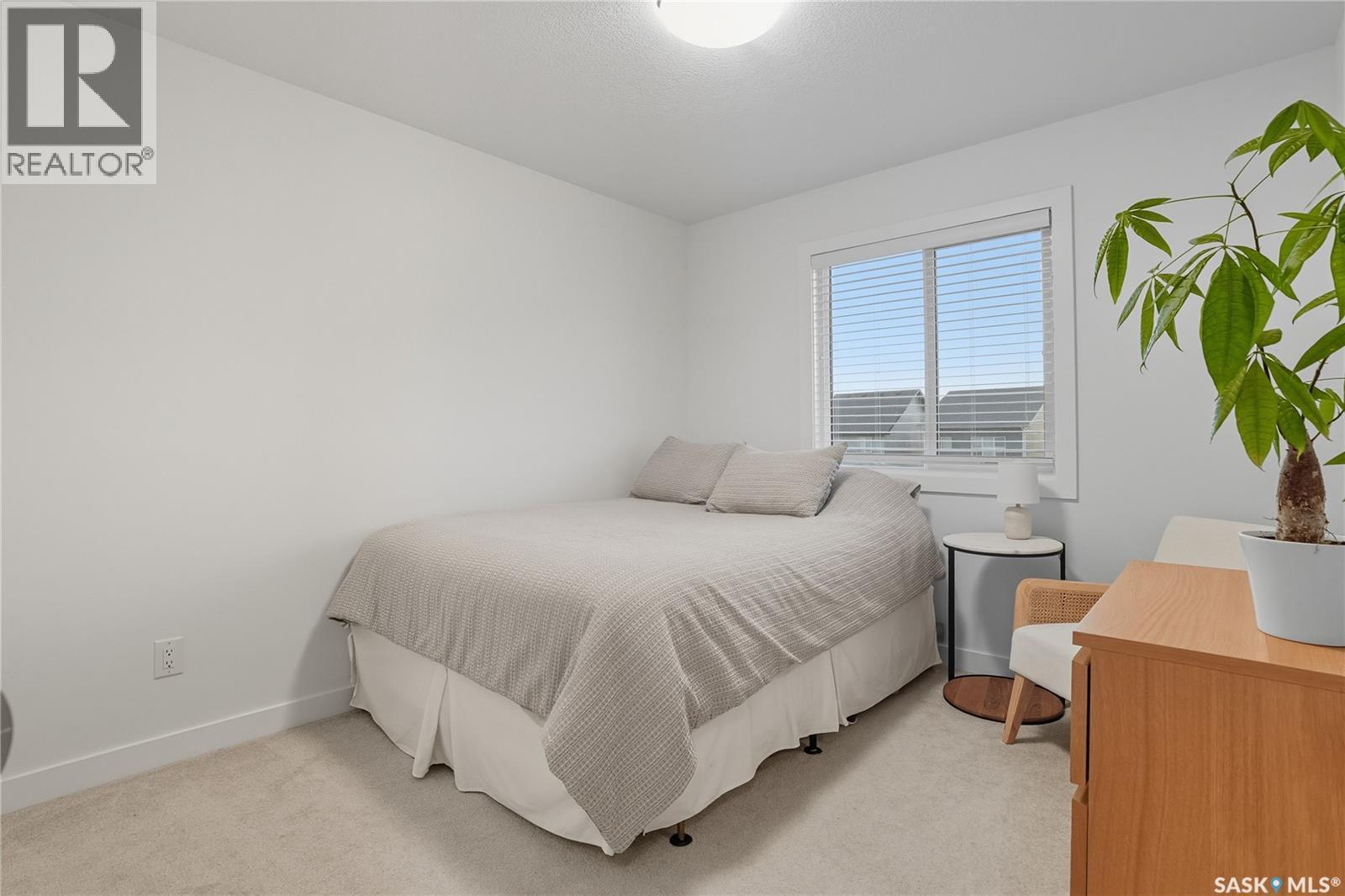 304 Mcormond Drive, Saskatoon, SK - Indoor Photo Showing Bedroom