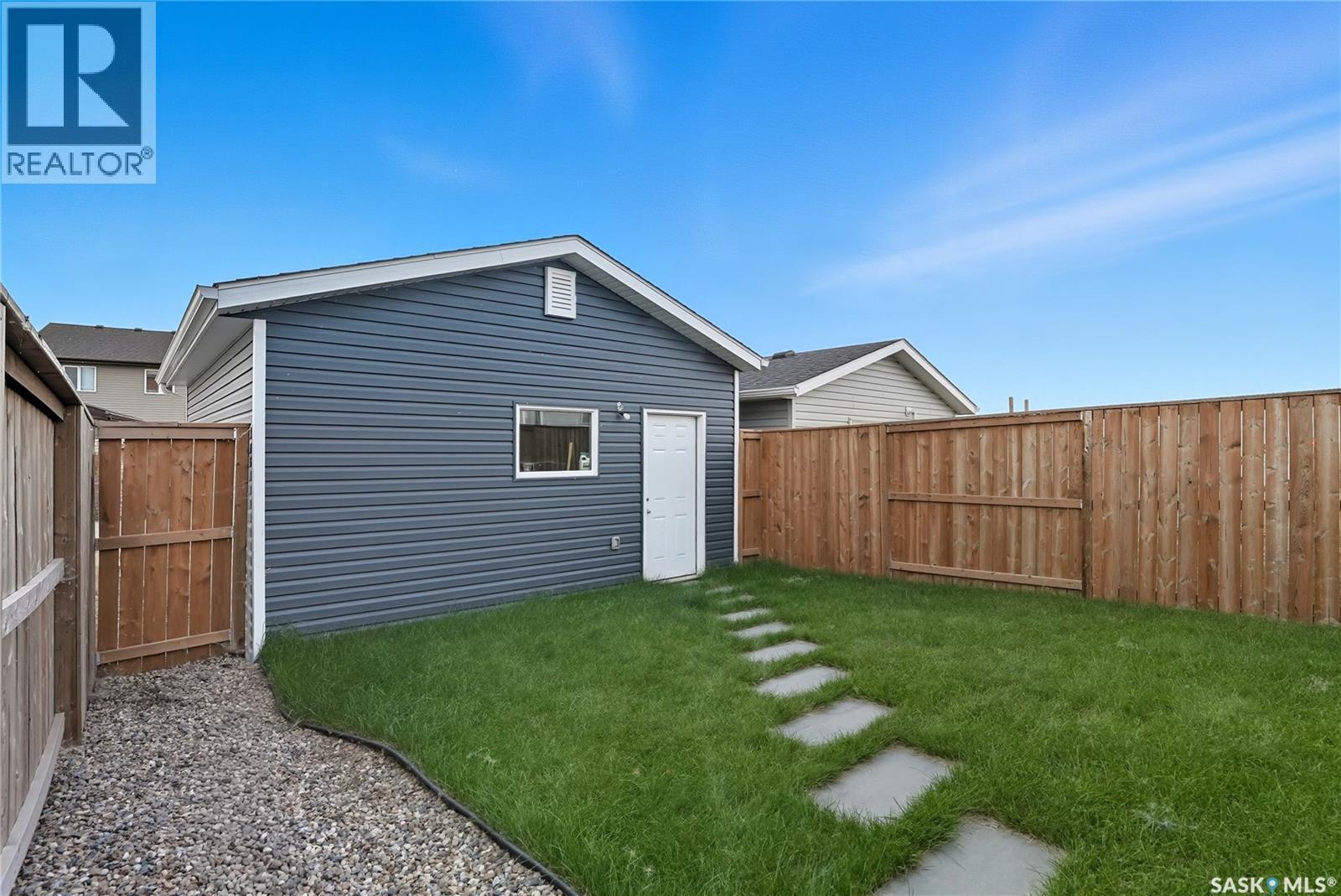 304 Mcormond Drive, Saskatoon, SK - Outdoor