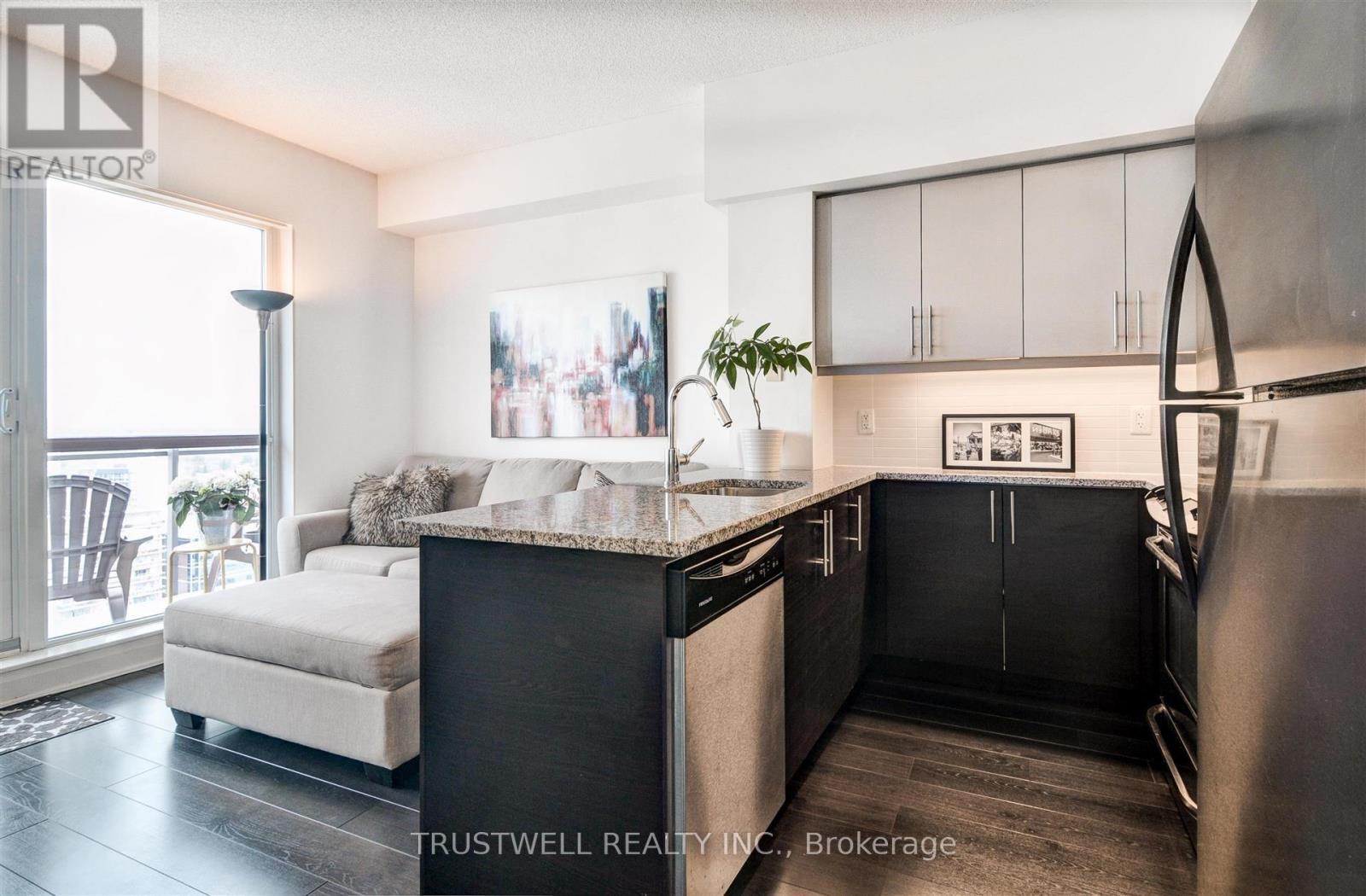 1611 - 83 Redpath Avenue, Toronto, ON - Indoor Photo Showing Kitchen