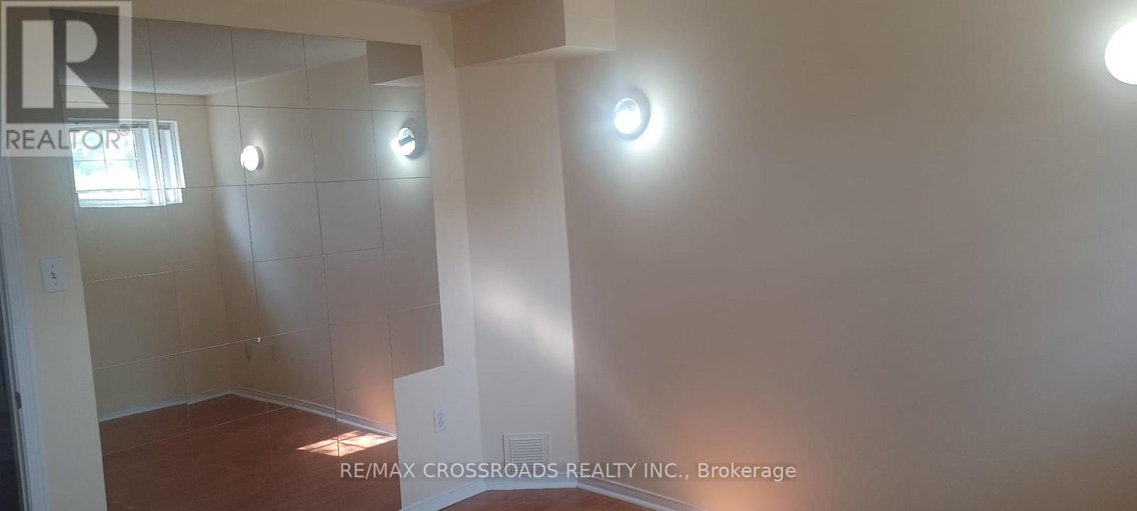 2 - 42 Pinery Trail, Toronto, ON - Indoor Photo Showing Other Room