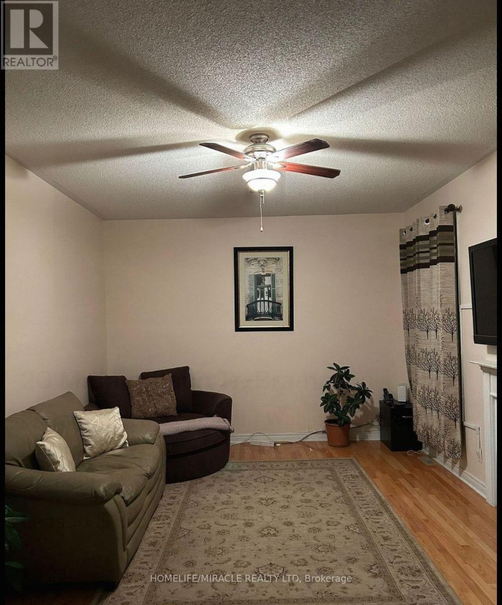 20 Midnightsun Trail, Brampton, ON - Indoor