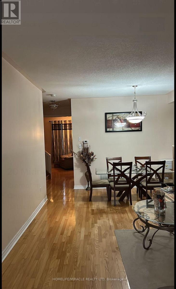 20 Midnightsun Trail, Brampton, ON - Indoor