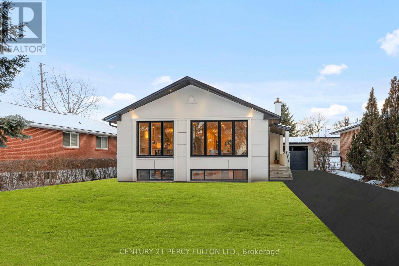 3 Learmont Drive, Toronto, ON - Outdoor