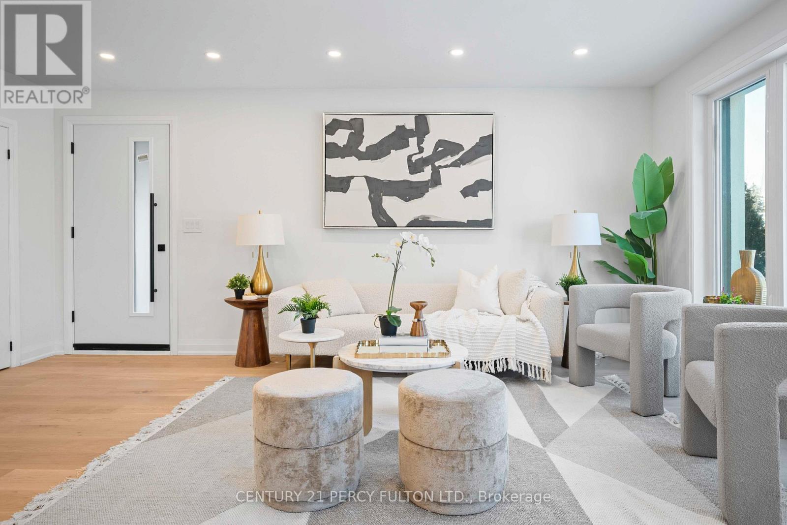 3 Learmont Drive, Toronto, ON - Indoor Photo Showing Other Room