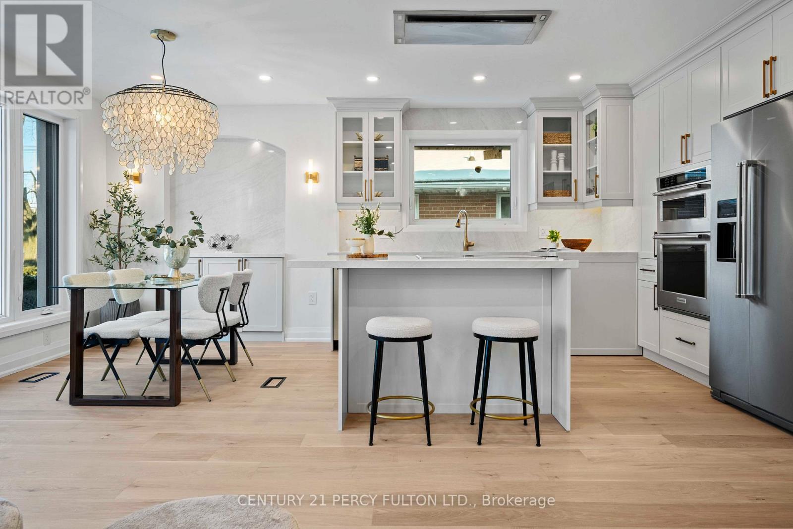 3 Learmont Drive, Toronto, ON - Indoor