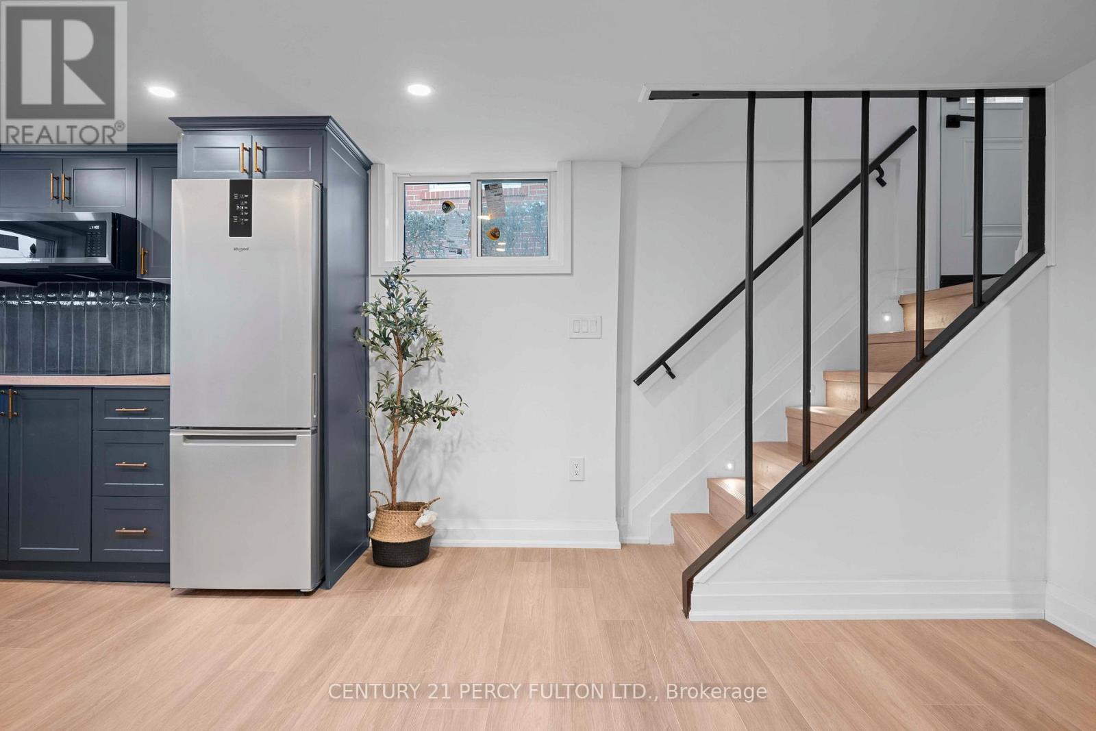 3 Learmont Drive, Toronto, ON - Indoor Photo Showing Other Room