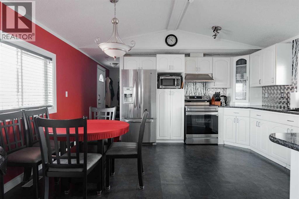 160 Grandview Crescent, Fort Mcmurray, AB - Indoor