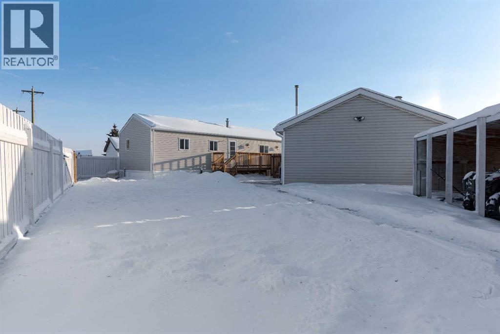 160 Grandview Crescent, Fort Mcmurray, AB - Outdoor With Exterior