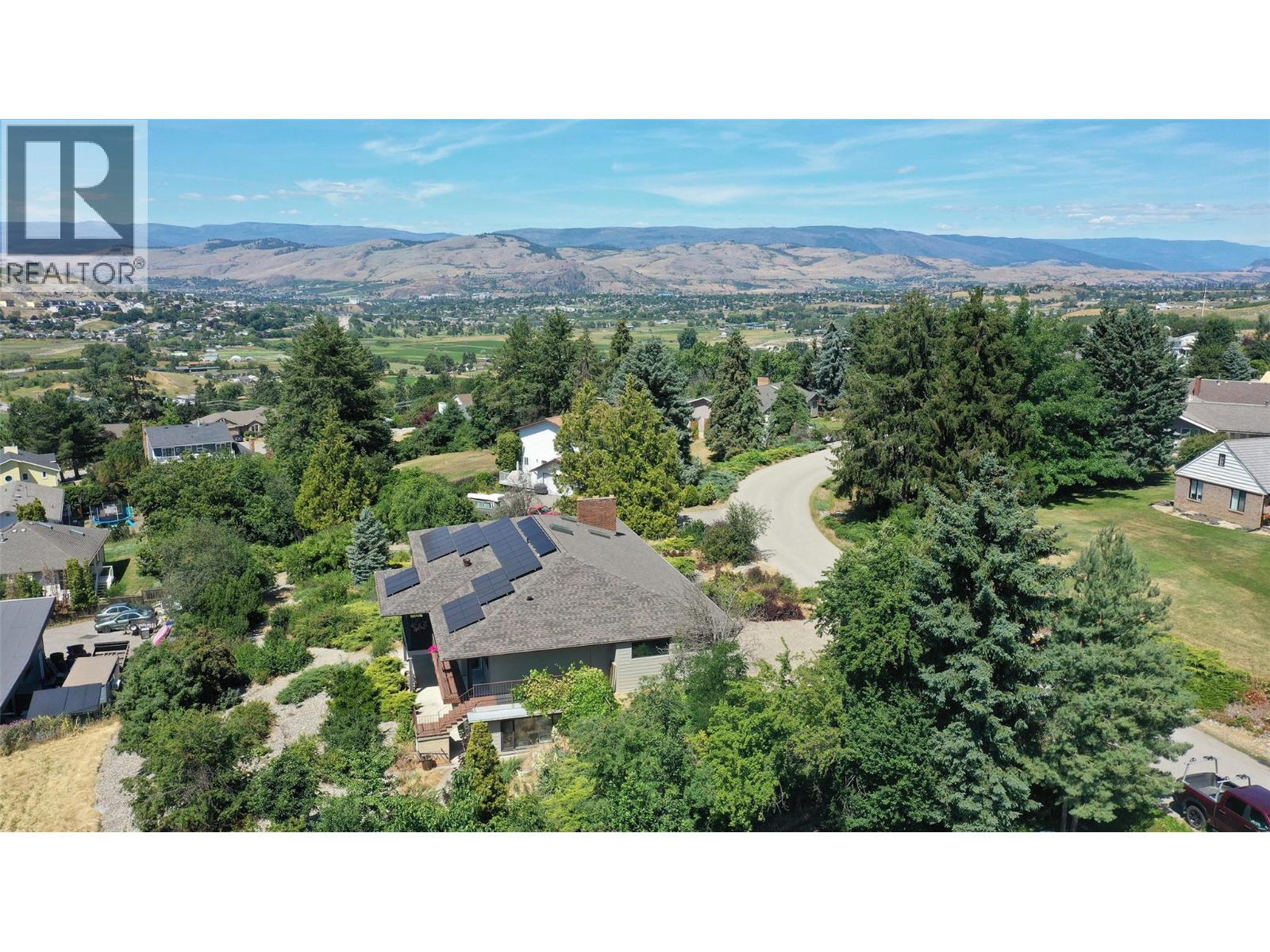 460 Crestview Drive, Coldstream, BC - Outdoor With View