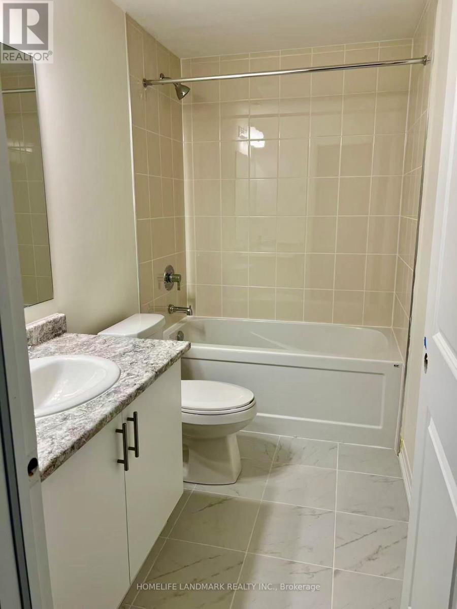 25 - 30 Liben Way, Toronto, ON - Indoor Photo Showing Bathroom
