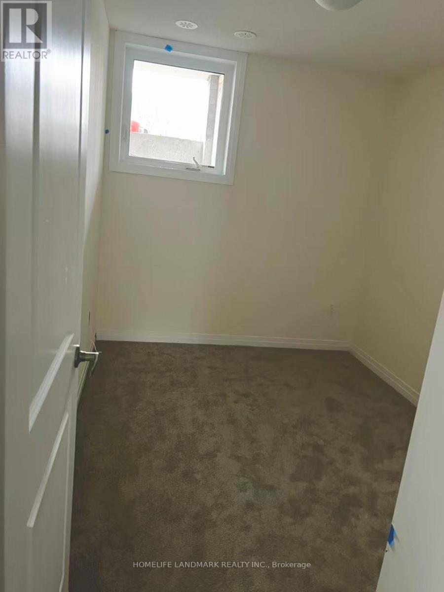 25 - 30 Liben Way, Toronto, ON - Indoor Photo Showing Other Room